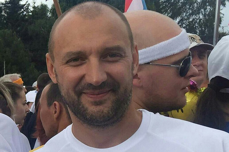 Очевидцы рассказали, будто Александра силой запихнули в джип и увезли в неизвестном направлении.