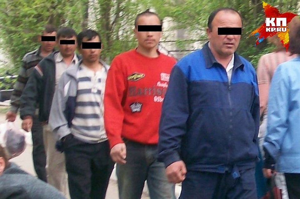Господа из Средней Азии не переступали порог квартиры.