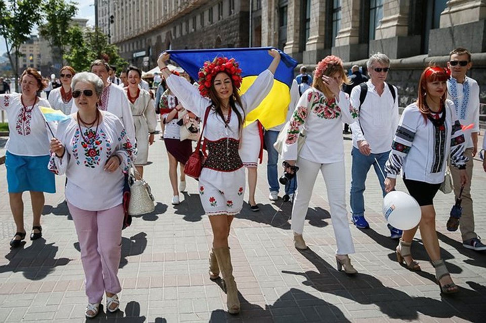 Праздничная демонстрация в центре Киева