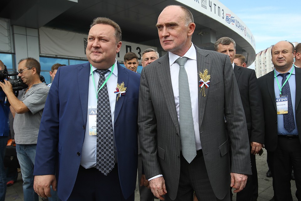 Губернатор Борис Дубровский осмотрел экспозицию АГРО-2917. Фото: пресс-служба губернатора.