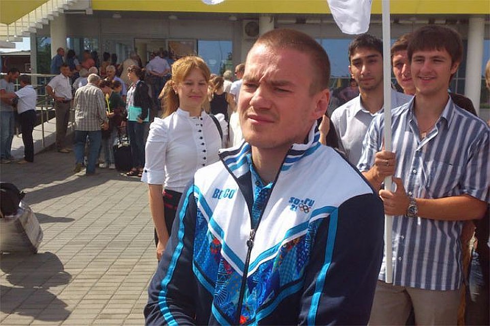 Житель россии Захаров завоевал золото Универсиады в прыжках в воду с трехметрового трамплина Житель россии Захаров завоевал золото Универсиады в прыжках в воду с трехметрового трамплина