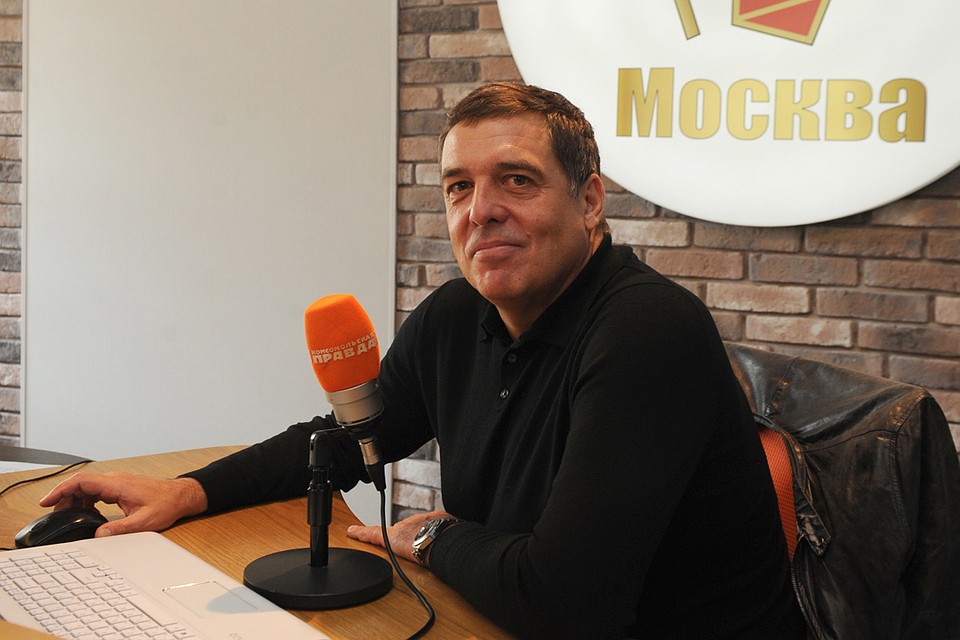 Александр Любимов.