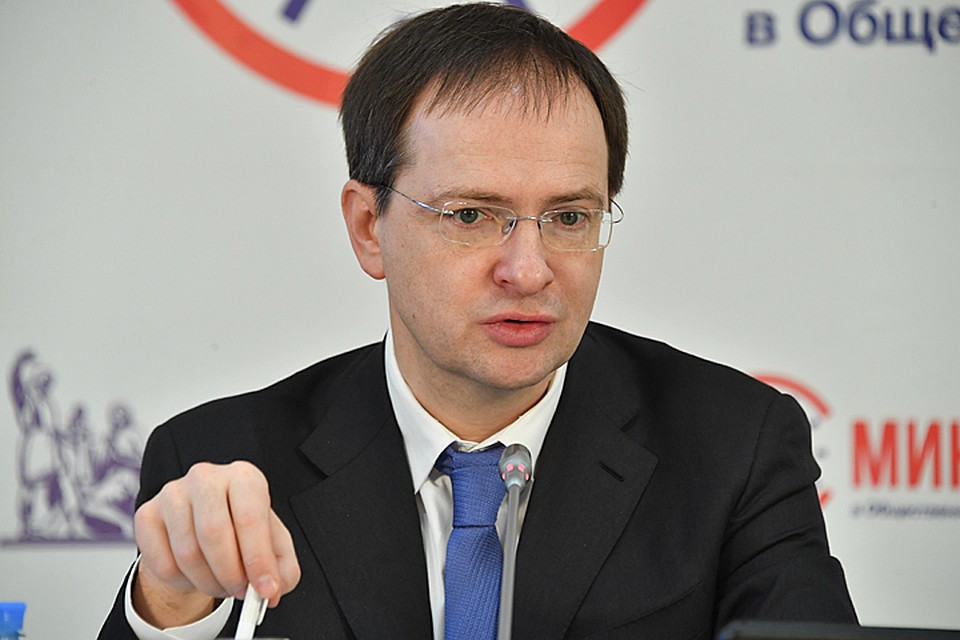 Владимир Ростиславович быстро пресек всяческие разговоры на тему своего здоровья