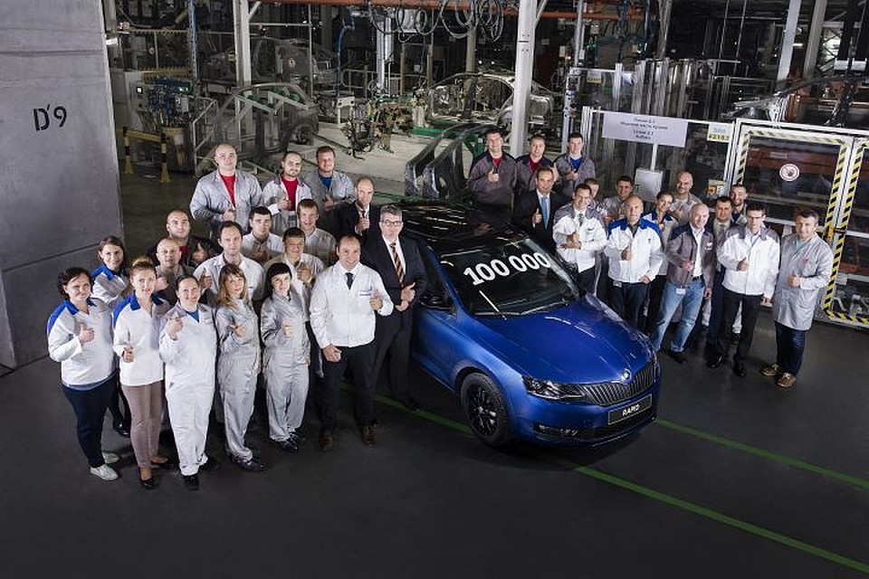 В Калуге за три с половиной года выпустили 100 тысяч лифтбеков Skoda Rapid