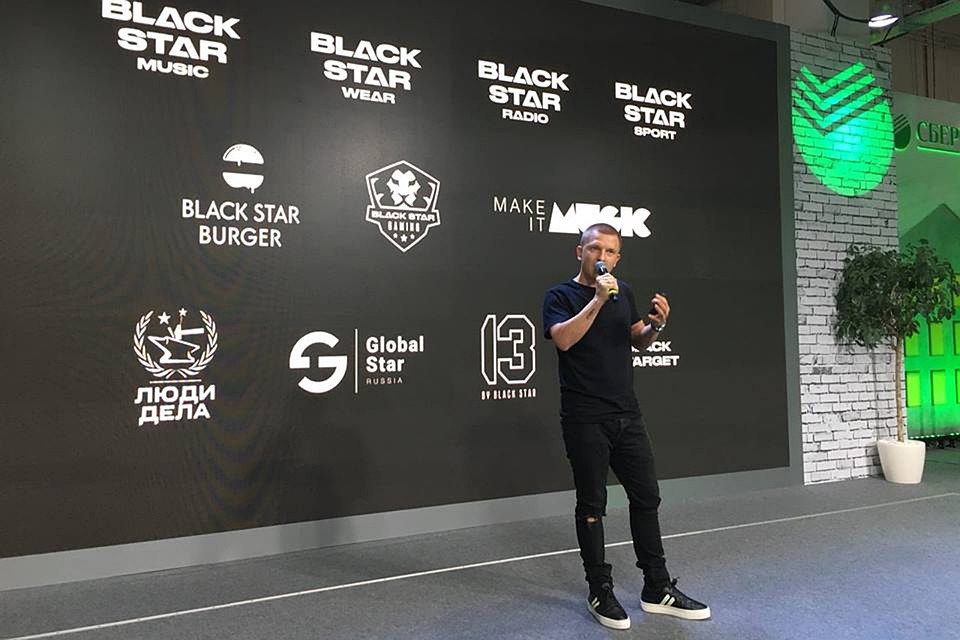 «Деловая среда», Black Star и Минэкономразвития представили на Всемирном фестивале молодежи и студентов первую всероссийскую образовательную платформу знаний и сервисов для бизнеса.