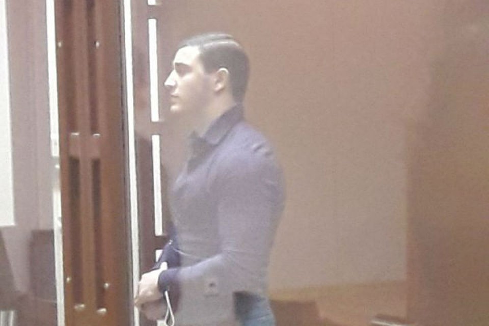 В Петербурге мужчину осудили на 15 лет за убийство таксиста В Петербурге мужчину осудили на 15 лет за убийство таксиста