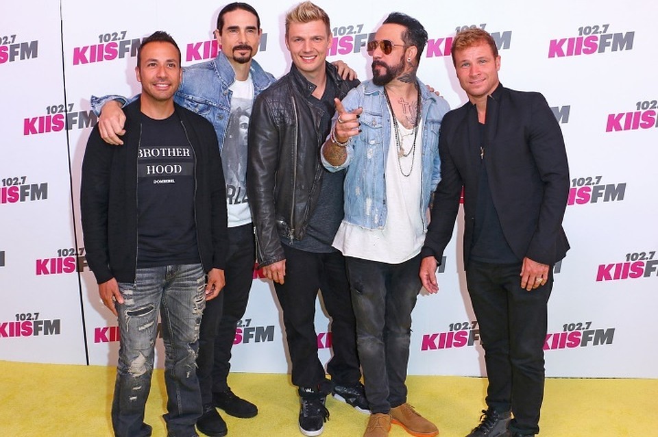 Участники Backstreet Boys, Ник Картер в центре.