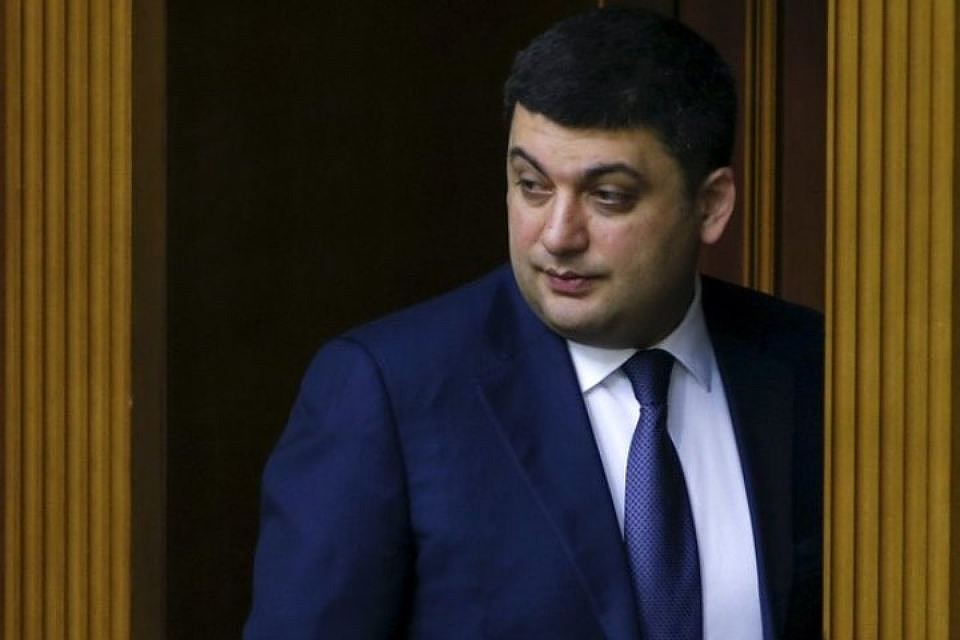 Премьер-министр Украины Владимир Гройсман: "Встречное предложение президенту России — предлагаю вместе с флотом вернуть Крым. Готовы принять в ближайшее время"