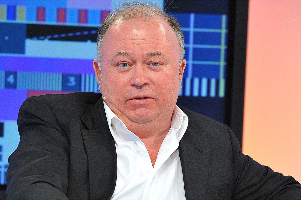 Телеведущий Андрей Караулов в студии "Комсомольской правды".