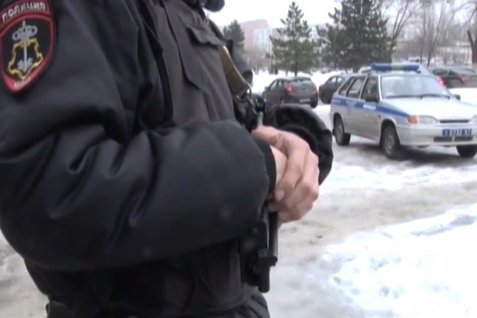 Полицейские задержали подозреваемого в хранении наркотиков