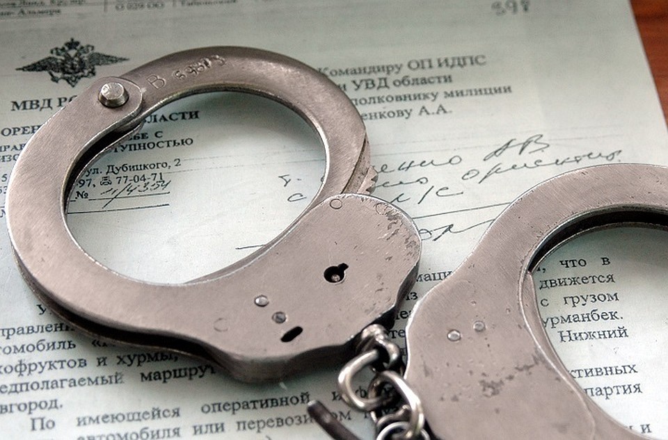 Самарец оштрафован на 35 тыс. руб. за нападение на полицейского в Казани Самарец оштрафован на 35 тыс. руб. за нападение на полицейского в Казани