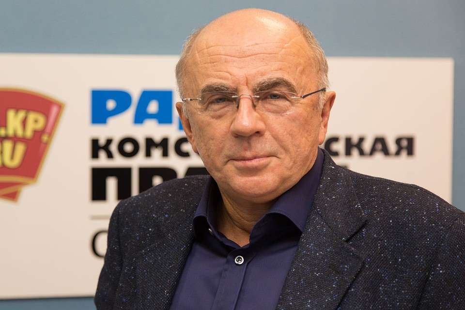 Александр Запесоцкий в студии радио «Комсомольская Правда в Петербурге»