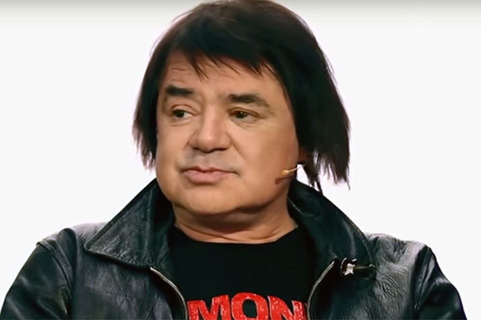 Евгений Осин в последнее время печально известен своей пагубной страстью к алкоголю