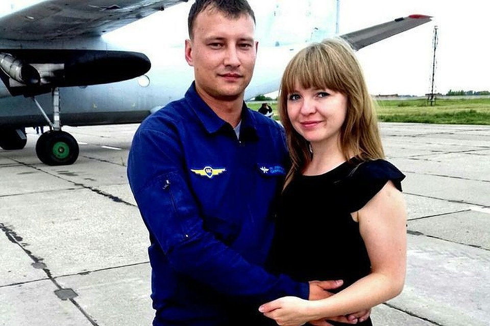 У Дениса Софронова осталась жена и маленький ребенок.