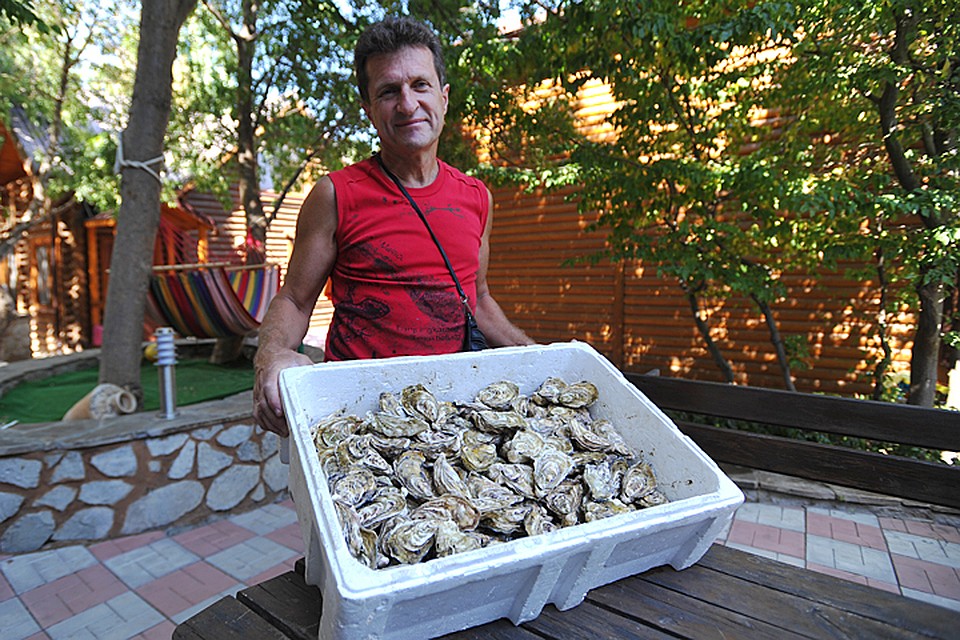 Сергей Кулик воплотил в жизнь мою мечту: жить на море и выращивать устриц