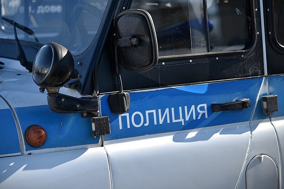 Правоохранители проводят проверку на месте ДТП