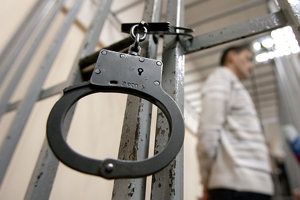 Мужчину заключили под стражу.