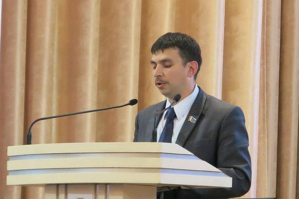 Хабаровского депутата не устраивает внешний вид пятитысячной купюры