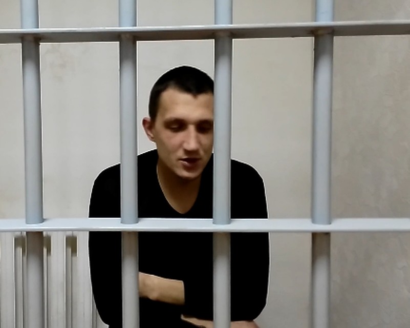 Мужчина дает признательные показания. Фото: ГУ МВД России по Краснодарскому краю