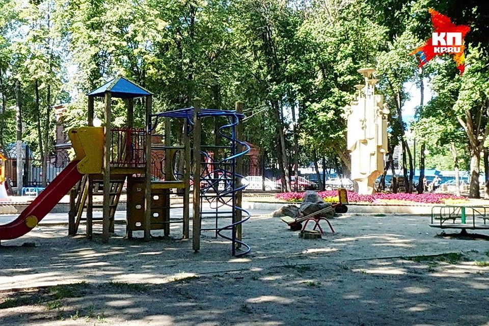 Количество посетителей в парке только увеличивается.