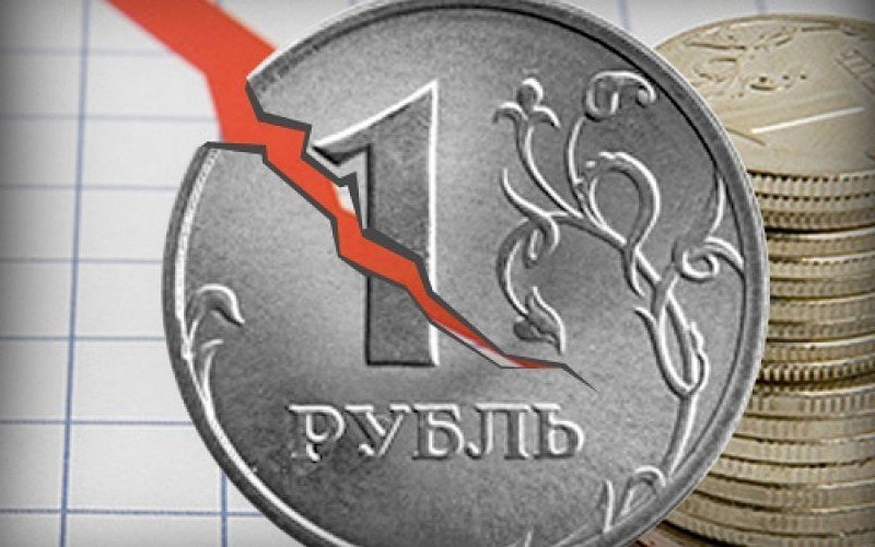 Курс рубля к доллару и евро обвалился за 3 дня. Фото предоставлено компанией "Волга-Раст".