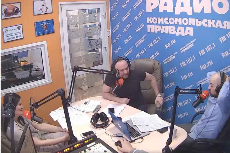 107/1 FM