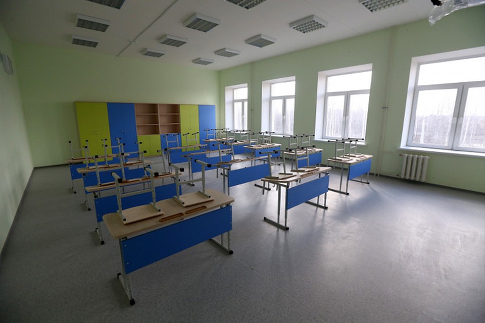 В новой школе города Обь завершаются отделочные работы и оснащение помещений. Фото пресс-службы правительства НСО