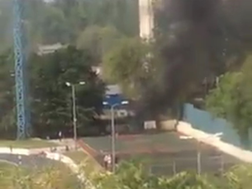 Видео ЧП появилось в социальных сетях. Стоп-кадр с видео, группа Вконтакте "Ростов-Главный". Пользователь Катя Лобачева.