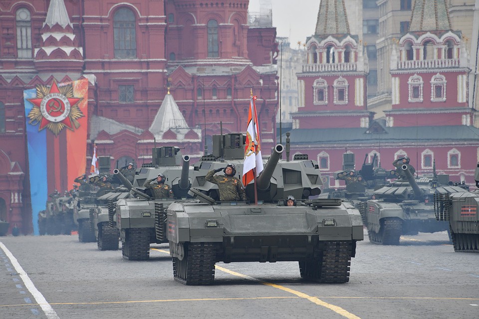 Танки Т-14 "Армата".