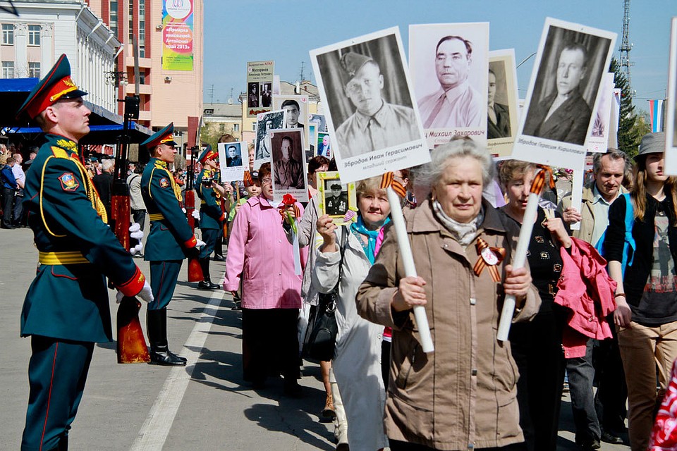 Предполагается, что участниками шествия «Бессмертного полка» в Барнауле станут не менее 35 тыс. человек.