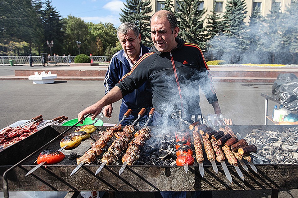 Нормы пожарной безопасности к мангалу, устанавливаемому в черте города, имеют ряд ограничений