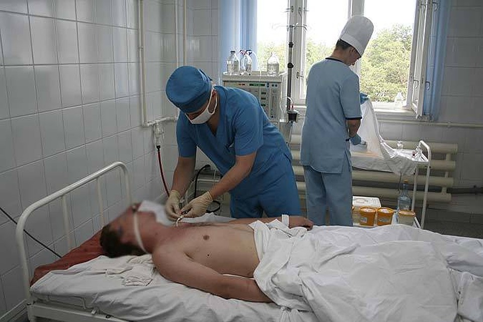 Часто проблемы с давлением заканчиваются инсультом.