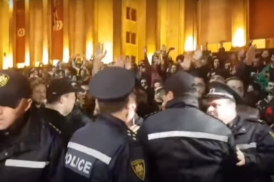 Протесты в Тбилиси