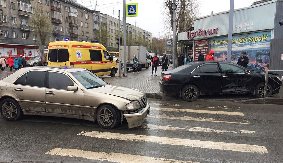 Виновный в аварии пока не установлен