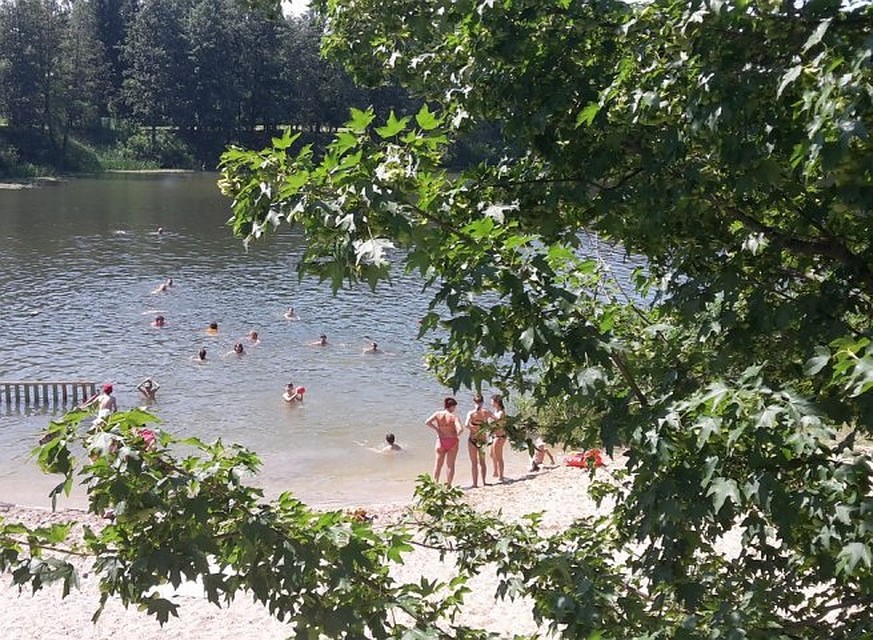 Сотрудники Роспотребнадзора отобрали 330 проб воды