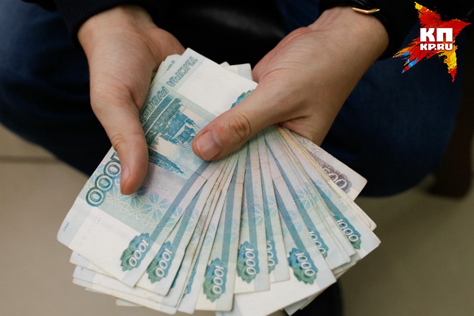 Александр Бурков сообщил, что зарплаты омичей могут вырасти в течение пяти лет.