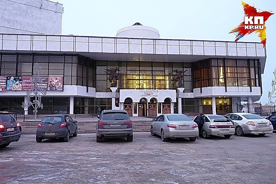Окончательно реконструкцию планируют завершить к 10 августа.