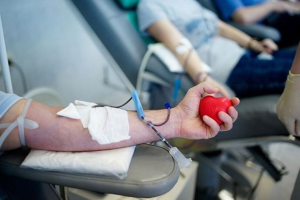 Каждое лето в Швеции повторяется ситуация с нехваткой в больницах донорской крови.