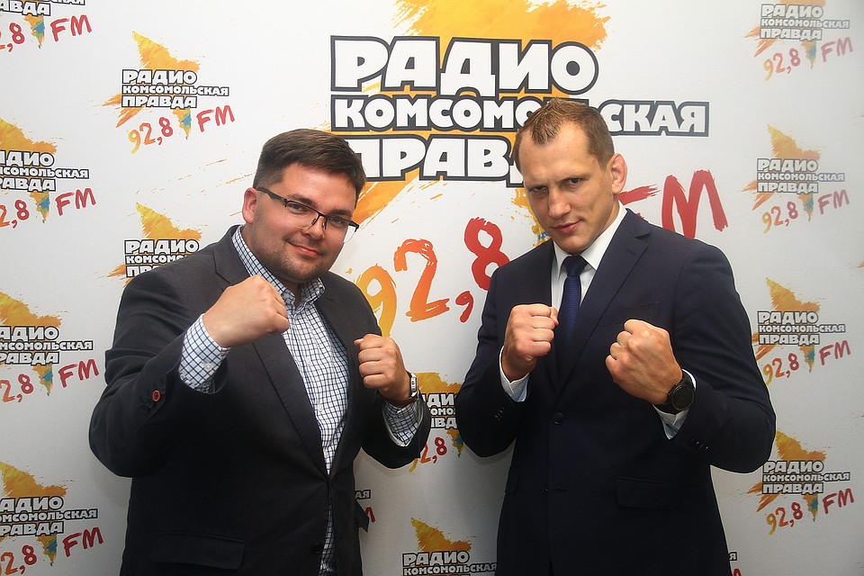 соавтор проекта «Лидеры спорта» Даниил Маркин и автор, директор проекта «Лидеры спорта», шестикратный чемпион мира по боевому самбо и смешанным единоборствам Вячеслав Василевский