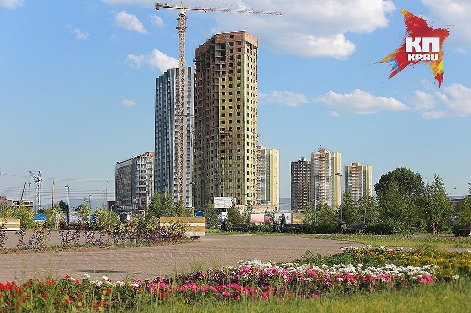 В Красноярске сносят торговые ряды на некогда популярном рынке