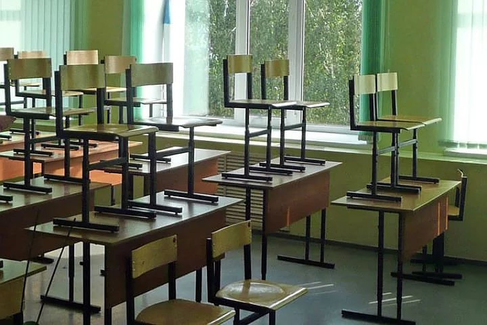 Образовательные учреждения приводят в порядок к новому учебному году.