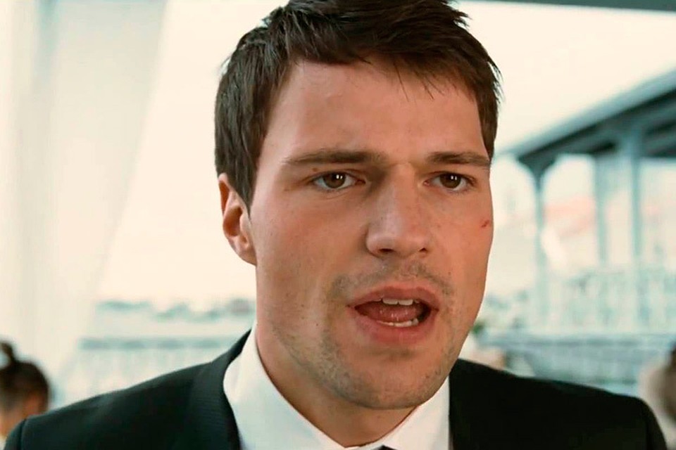 Сбылась мечта Макса из «Дуxless». В России теперь "все было как-то нормально".