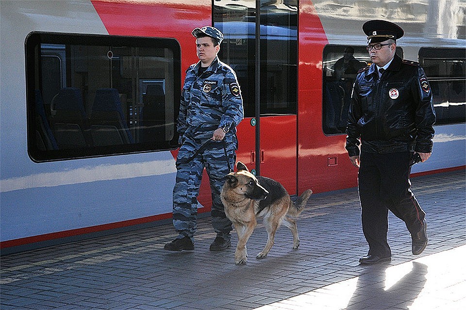 В ночной драке на Курском вокзале Москвы погиб пассажир транзитного поезда