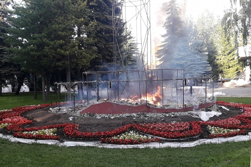 Огонь быстро потушили.