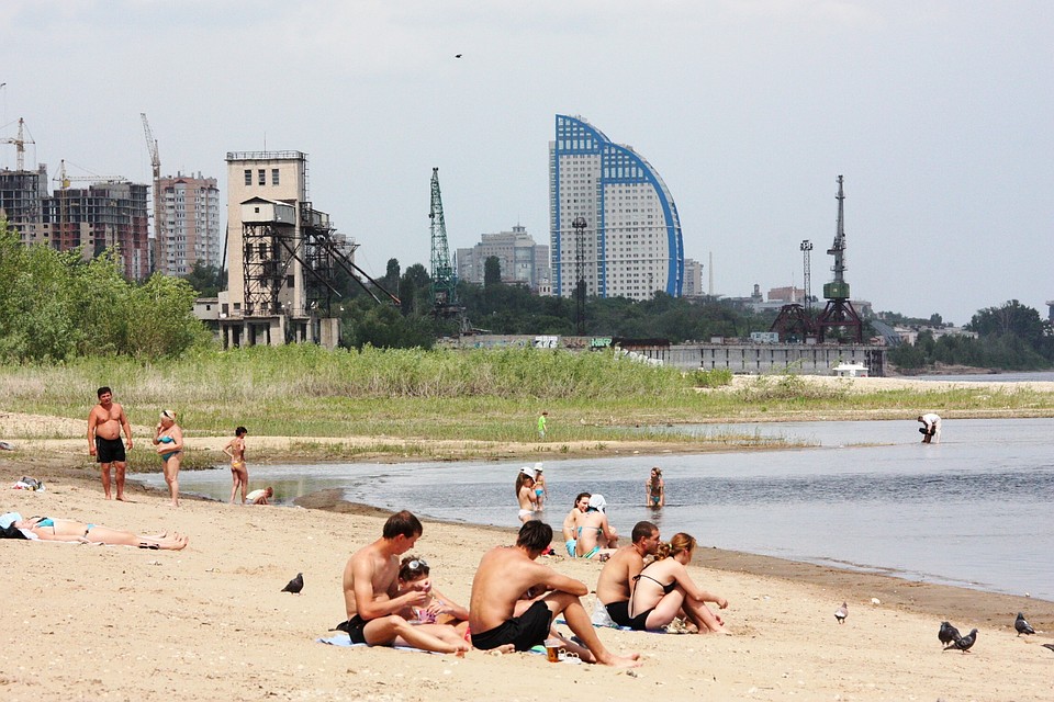 Купаться запрещено на трех из четырех волгоградских пляжей.