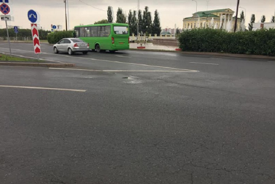 В Тюмени на ул. Осипенко,1 автомобилем сбит 21-летний пешеход. Фото ГИБДД Тюменской области