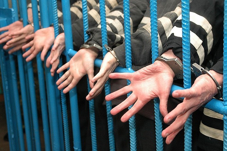 Бывшего сенатора Сабадаша отправили отбывать срок. Суд отклонил его апелляцию.