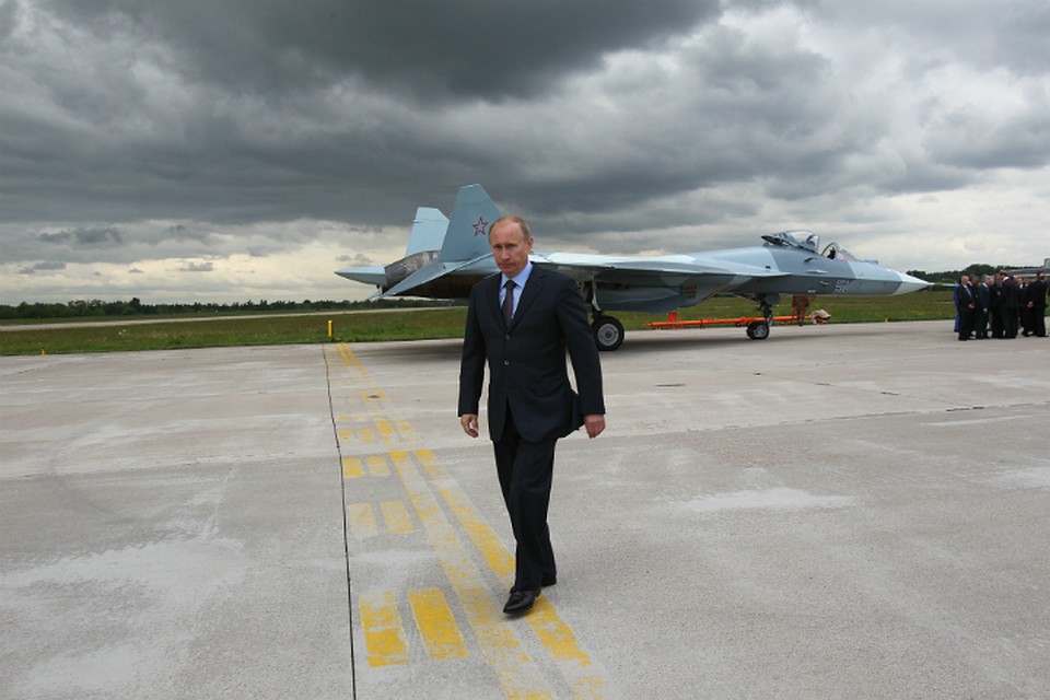 Известно также, что Владимир Путин посетит три сибирских региона: Новосибирскую, Кемеровскую и Омскую области.