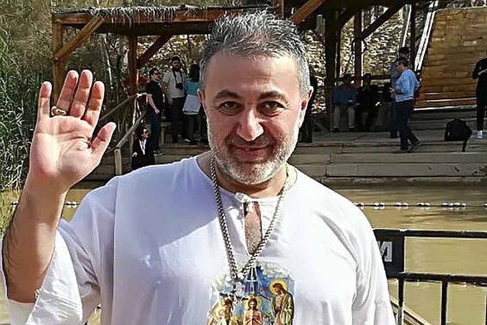 Убитый своими дочками Михаил Хачатурян.