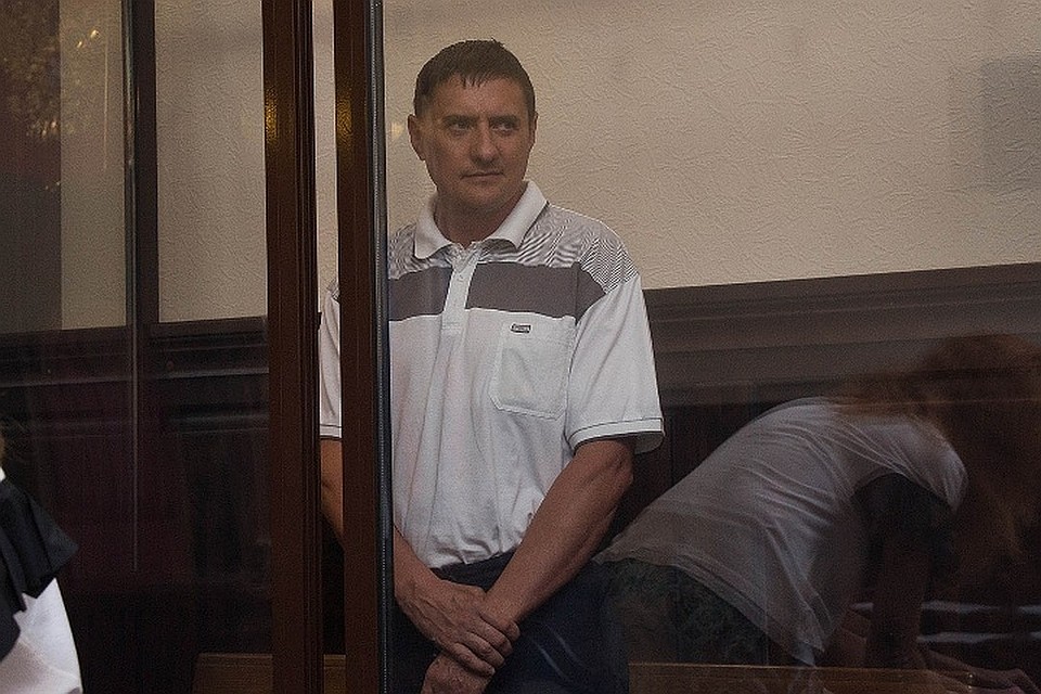 Андрей Бурин обвиняется в халатности